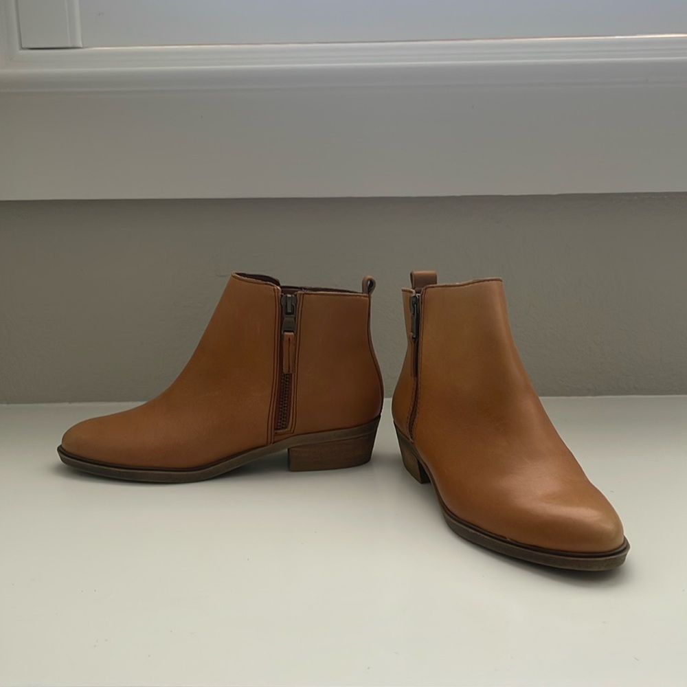 Lauren Ralph Lauren Camel Brown Shira Leather Booties - Size 5.5